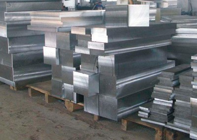 上海木托盤工廠 歐標托盤、實木松木托盤、四面進叉托盤及地板基材的專業制造